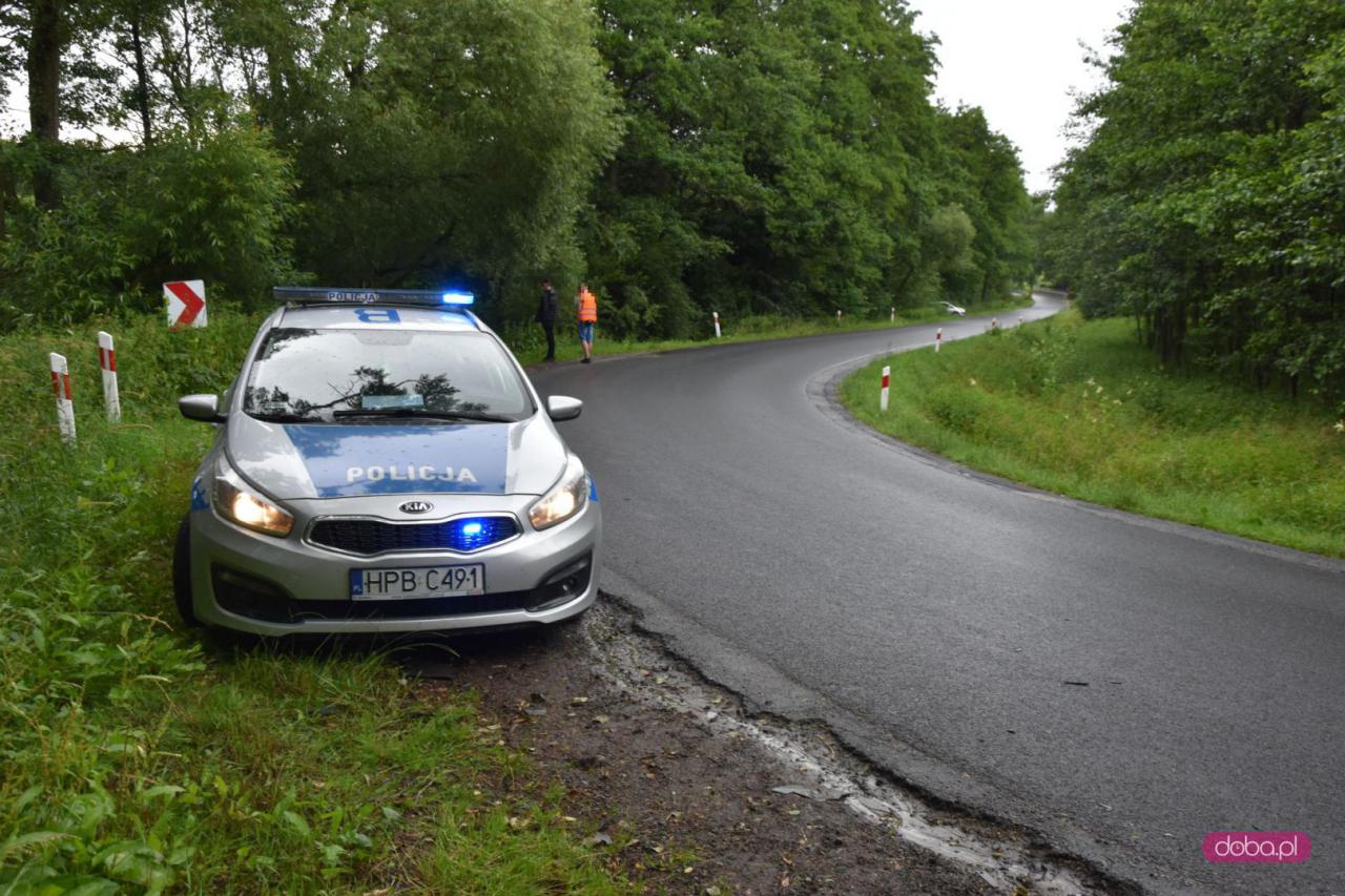 Zderzenie pojazdów na drodze Gilów - Niemcza