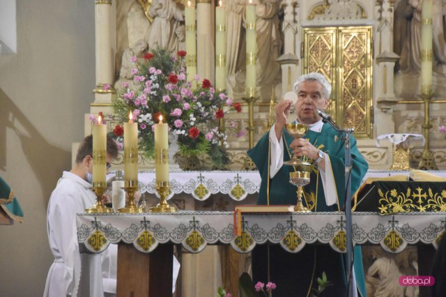 Pieszyce:  nowy proboszcz objął parafię św. Jakuba Apostoła