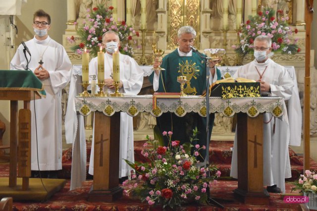 Pieszyce:  nowy proboszcz objął parafię św. Jakuba Apostoła