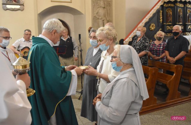 Pieszyce:  nowy proboszcz objął parafię św. Jakuba Apostoła