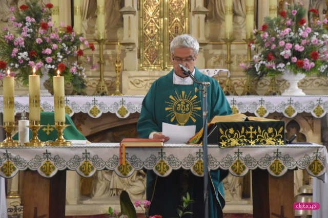 Pieszyce:  nowy proboszcz objął parafię św. Jakuba Apostoła