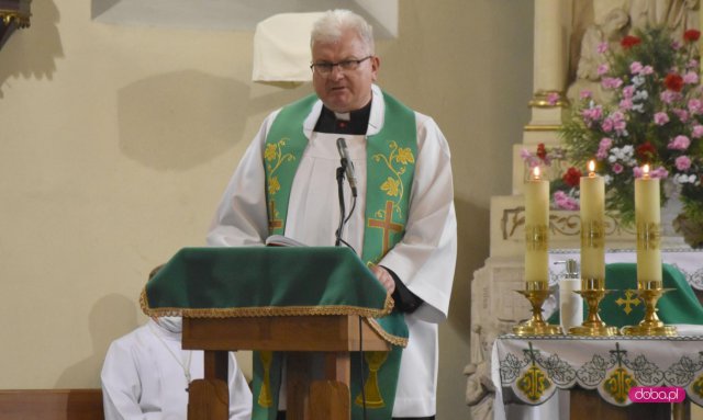 Pieszyce:  nowy proboszcz objął parafię św. Jakuba Apostoła
