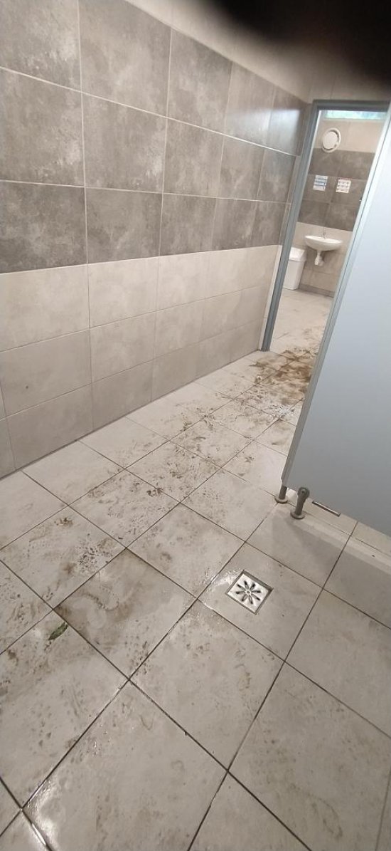 Problem z toaletami na terenie Jeziora Bielawskiego