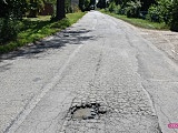 Dziury w drodze w Piskorzowie