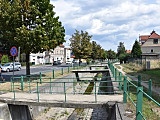 Potok Bielawica przed wojną dzielił Bielawę na dwie części - wiejską i miejską