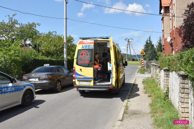 Służby ratunkowe na ul. Bankowej w Bielawie