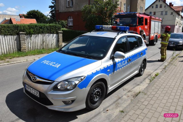 Służby ratunkowe na ul. Bankowej w Bielawie