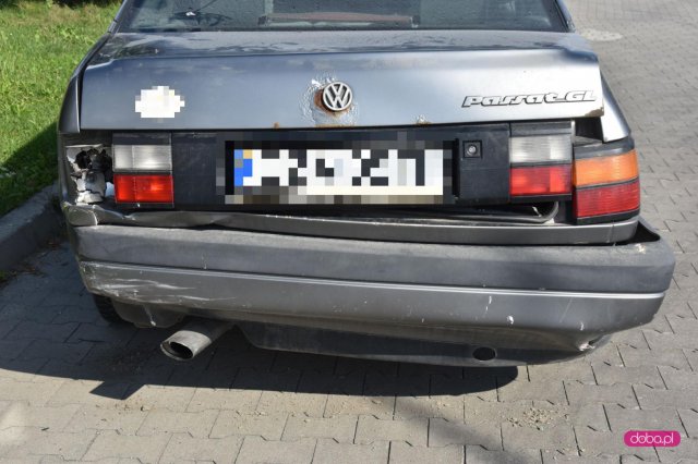 Zderzenie pojazdów na drodze Bielawa - Dzierżoniów 