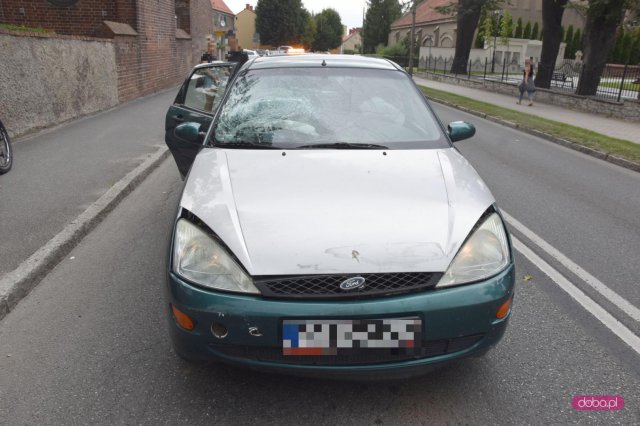 Zderzenie pojazdów na Żeromskiego w Bielawie