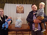 Wyprawki dla nowo narodzonych dzieci w gminie Łagiewniki