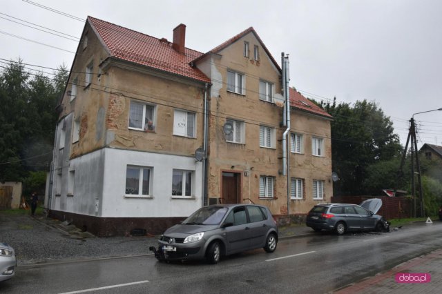Zderzenie renault i citroena w Piławie Górnej