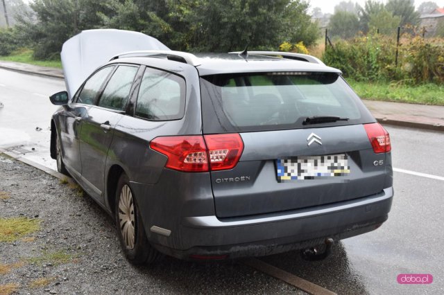 Zderzenie renault i citroena w Piławie Górnej
