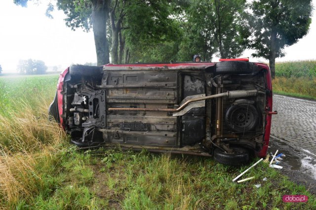 Citroenem wypadł z drogi Oleszna - Łagiewniki