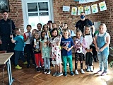 Łagiewniccy policjanci w ramach programu „Bezpieczna Droga do Szkoły” edukowali dzieci