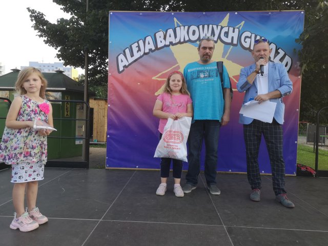 Festyn na Alei Bajkowych Gwiazd w Dzierżoniowie 