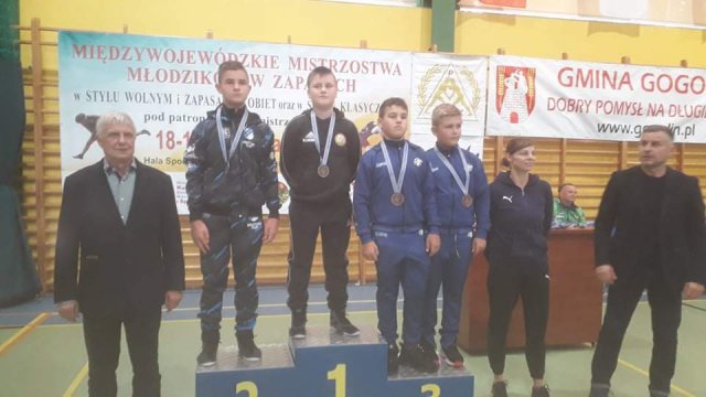 Trzy medale zapaśników IRON BULLS Bielawa