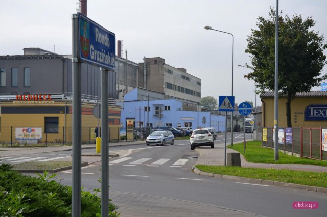 Zderzenie trzech samochodów w Dzierżoniowie