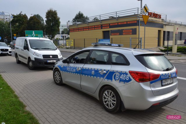 Zderzenie trzech samochodów w Dzierżoniowie
