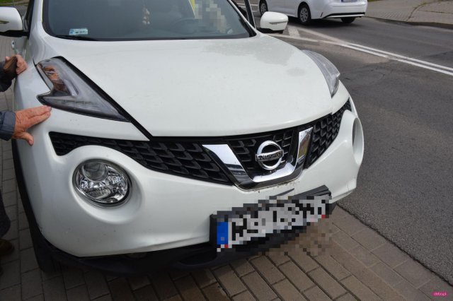 Zderzenie trzech samochodów w Dzierżoniowie