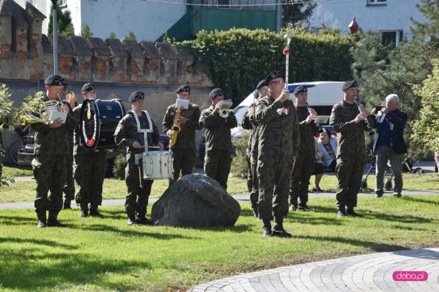 Odsłonięcie pomnika rotmistrza W. Pileckiego w Łagiewnikach