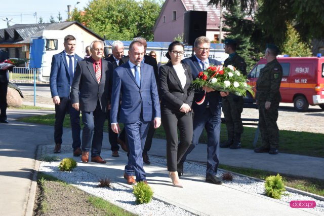 Odsłonięcie pomnika rotmistrza W. Pileckiego w Łagiewnikach