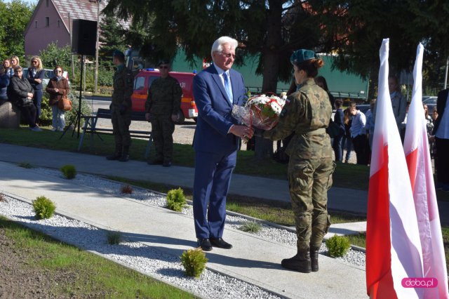 Odsłonięcie pomnika rotmistrza W. Pileckiego w Łagiewnikach