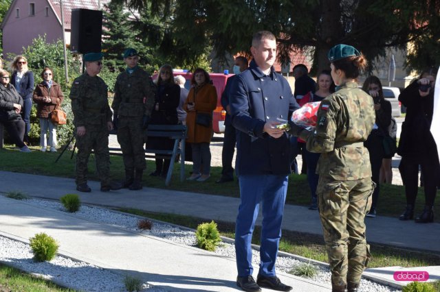 Odsłonięcie pomnika rotmistrza W. Pileckiego w Łagiewnikach