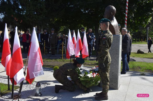 Odsłonięcie pomnika rotmistrza W. Pileckiego w Łagiewnikach