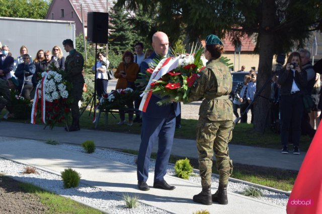 Odsłonięcie pomnika rotmistrza W. Pileckiego w Łagiewnikach