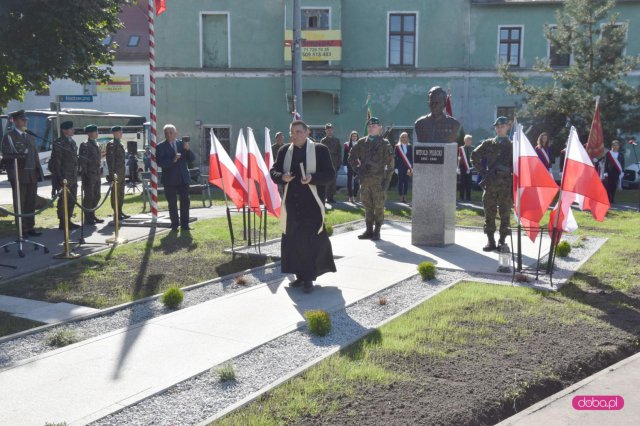 Odsłonięcie pomnika rotmistrza W. Pileckiego w Łagiewnikach