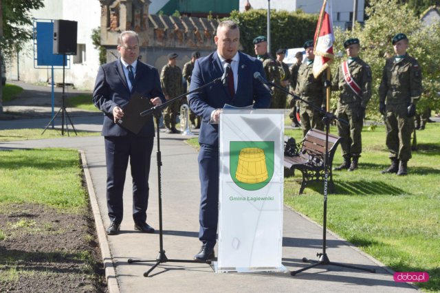 Odsłonięcie pomnika rotmistrza W. Pileckiego w Łagiewnikach