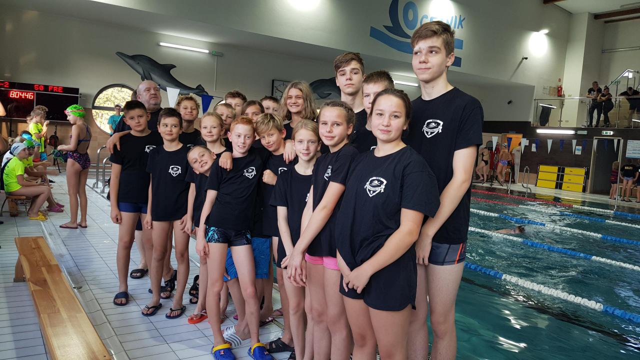 MKS 9: Pływacy w Ostrzeszowie