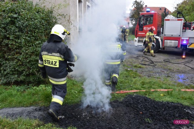 Pożar przy ul. Brzeźnej w Bielawie