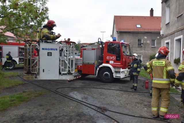 Pożar przy ul. Brzeźnej w Bielawie
