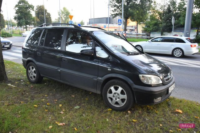 Zderzenie mercedesa z oplem w Dzierżoniowie