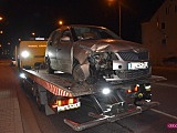 Skodą uderzyła w znak drogowy na bielawskiej obwodnicy