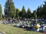 Wszystkich Świętych - wizyta na cmentarzach
