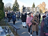 Wszystkich Świętych - wizyta na cmentarzach