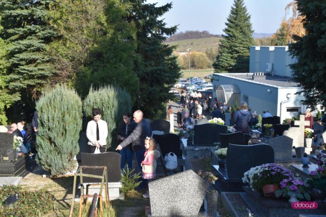 Wszystkich Świętych - wizyta na cmentarzach