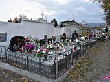 Wszystkich Świętych - wizyta na cmentarzach