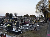 Wszystkich Świętych - wizyta na cmentarzach