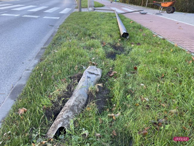 Mercedesem ściął latarnię i uciekł z miejsca zdarzenia