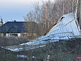 Silny wiatr zerwał dach w Bielawie