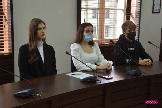 Nowa kadencja Młodzieżowego Zespołu Doradczego Powiatu Dzierżoniowskiego