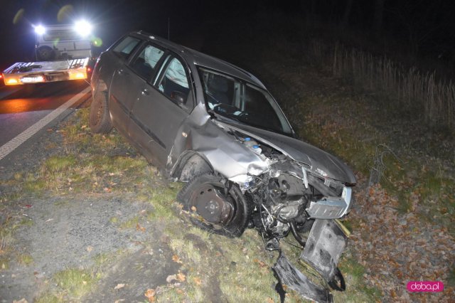 Fiat wypadł z drogi Dzierżoniów - Łagiewniki