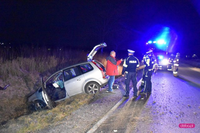 Ford wypadł z drogi Lutomia - Pieszyce