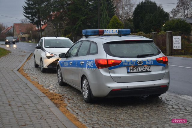 Zderzenie dwóch toyot w Piławie Dolnej