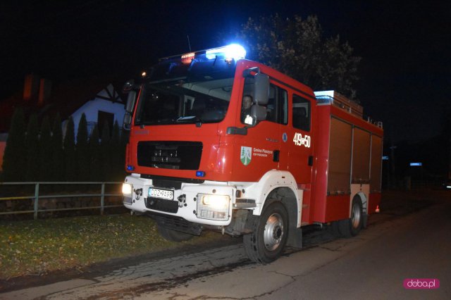 Kierownica odpadła w czasie jazdy. Dachowanie bmw w Pieszycach!