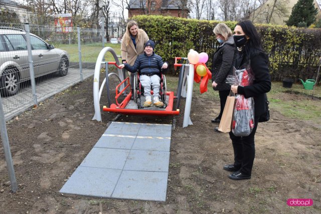 Nowe huśtawki dla OREW Dzierżoniów