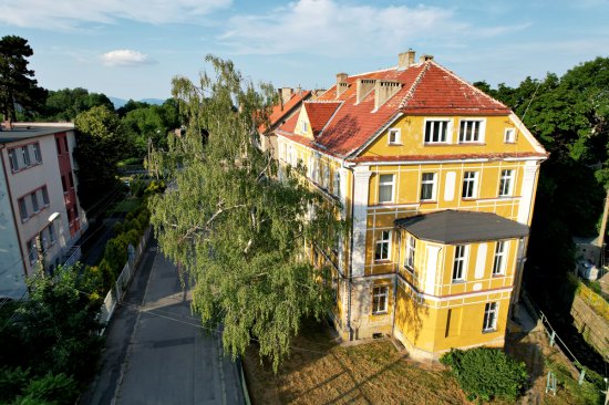 Budynek po byłym Zespole Szkół w Pieszycach znalazł nowego właściciela